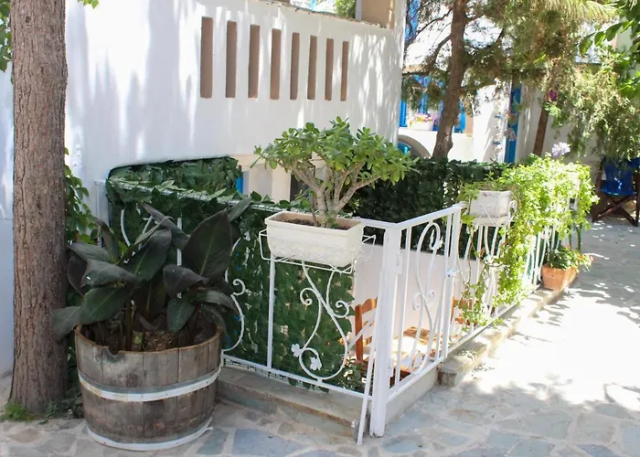 Апартаменты Sea View &