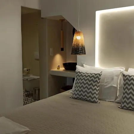 Sea View & Agia Anna (Naxos)