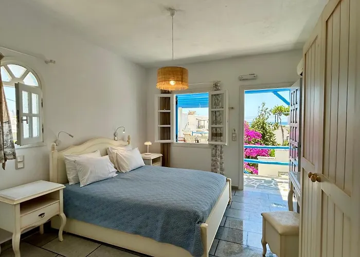 Sea View & Agia Anna (Naxos)